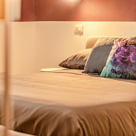 Moonlight Stylish Central, Hospital & Station ليفورنو المظهر الخارجي الصورة