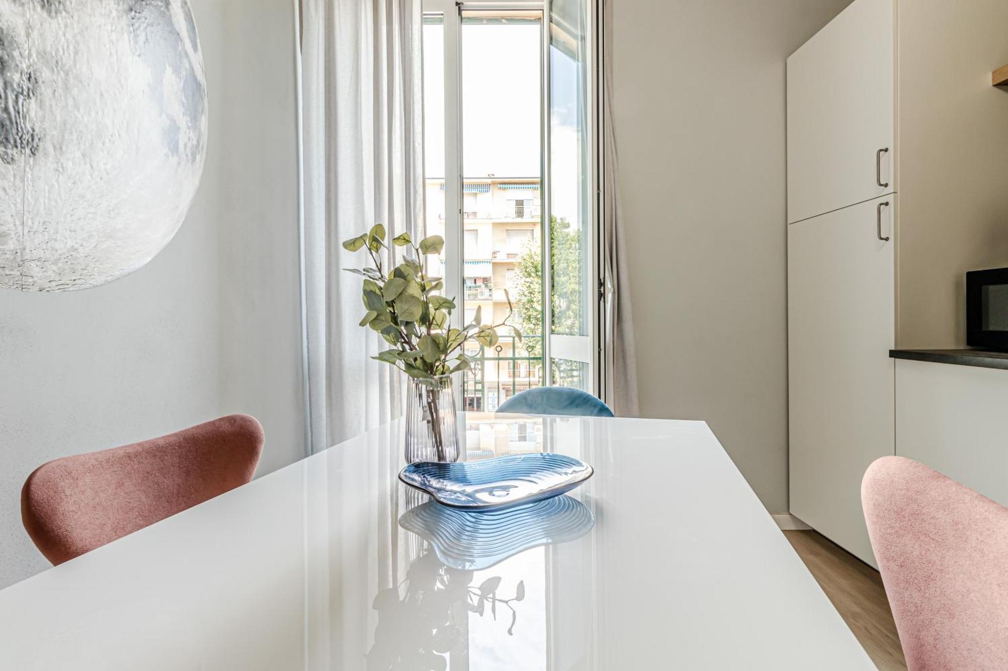 Moonlight Stylish Central, Hospital & Station ليفورنو المظهر الخارجي الصورة
