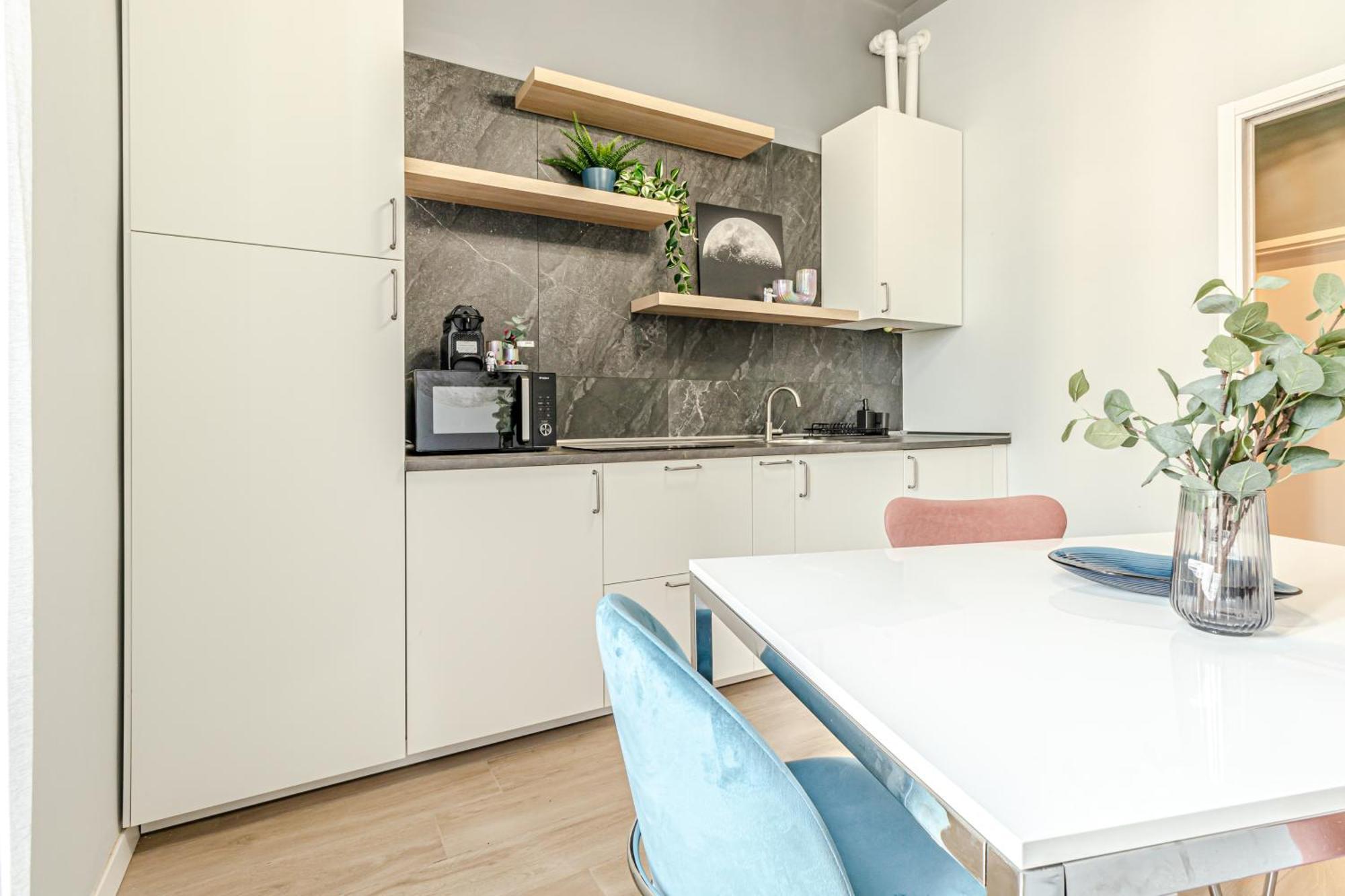 Moonlight Stylish Central, Hospital & Station ليفورنو المظهر الخارجي الصورة